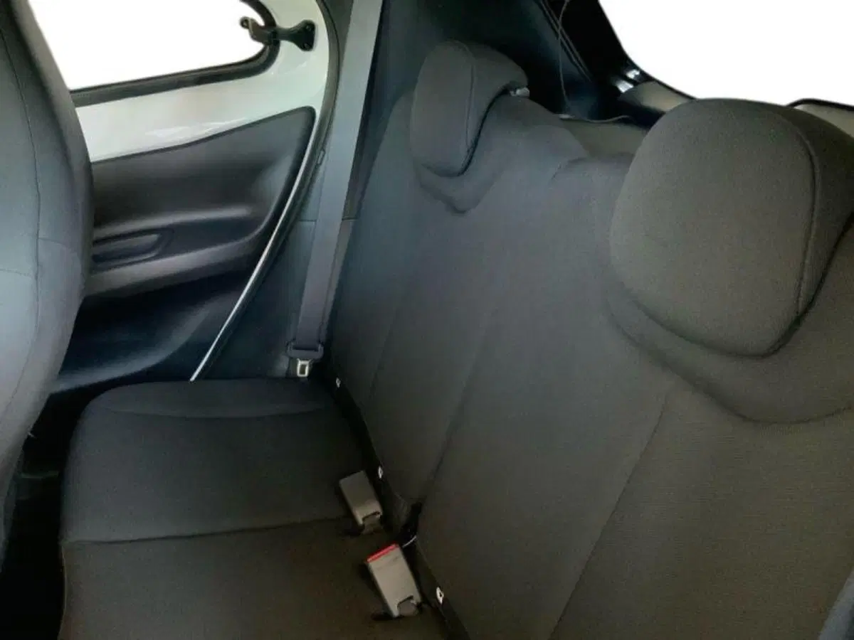 Toyota Aygo X usata a Perugia (12)