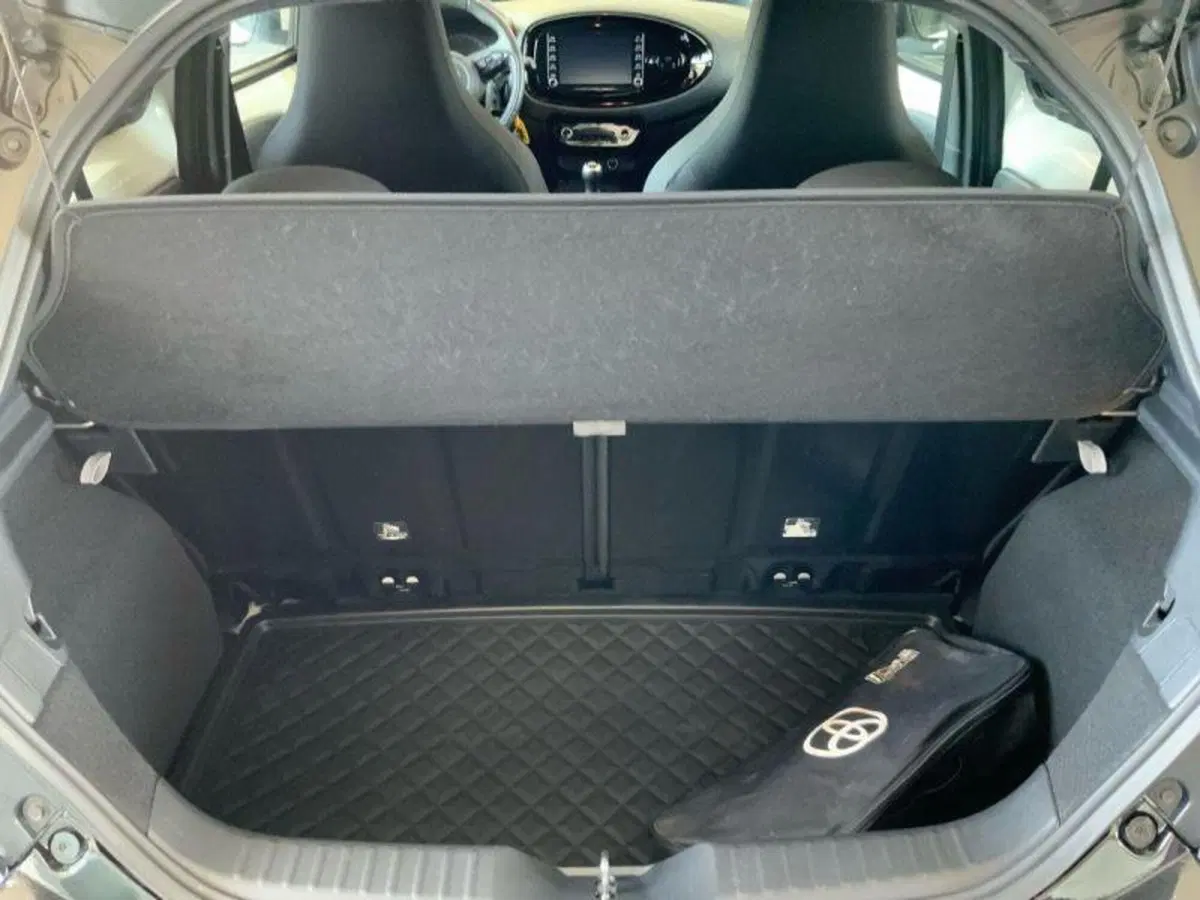 Toyota Aygo X usata a Perugia (7)