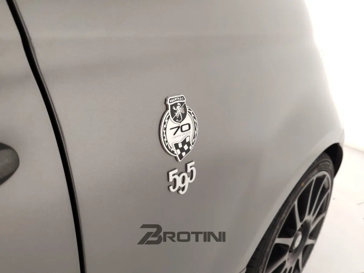 Abarth 500 usata a La Spezia (7)