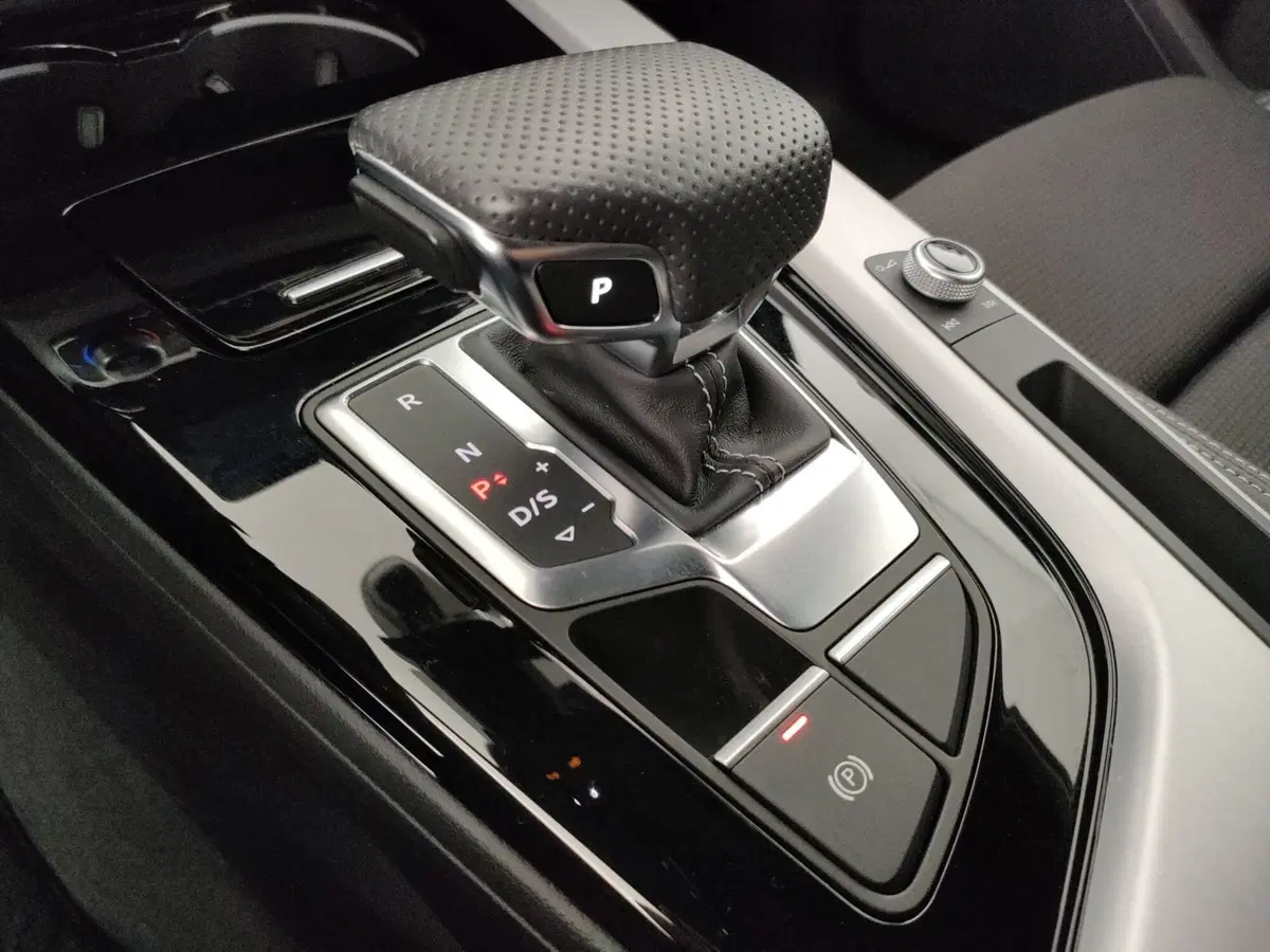 Audi A4 Avant usata a Napoli (16)