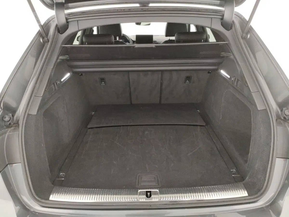 Audi A4 Avant usata a Napoli (18)