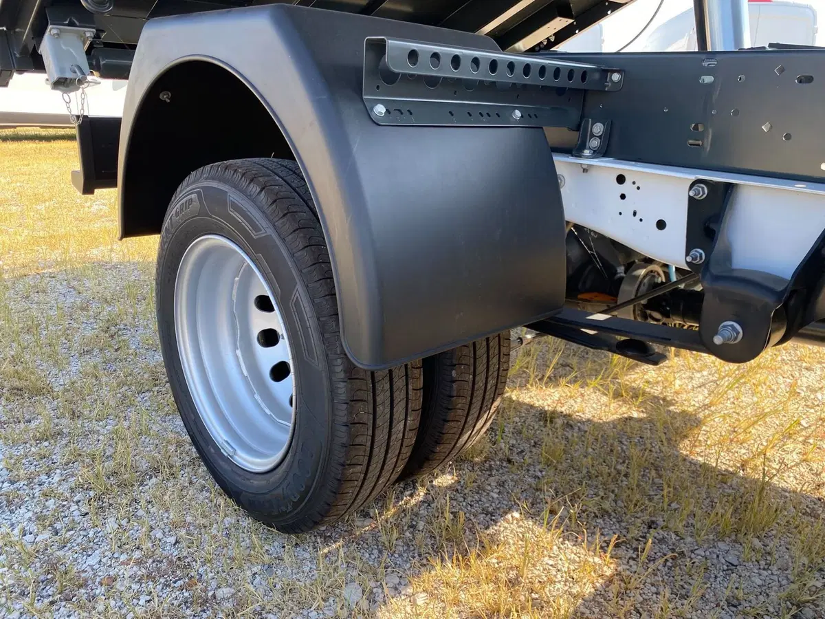 Ford Transit Cabinato nuova a Treviso (12)