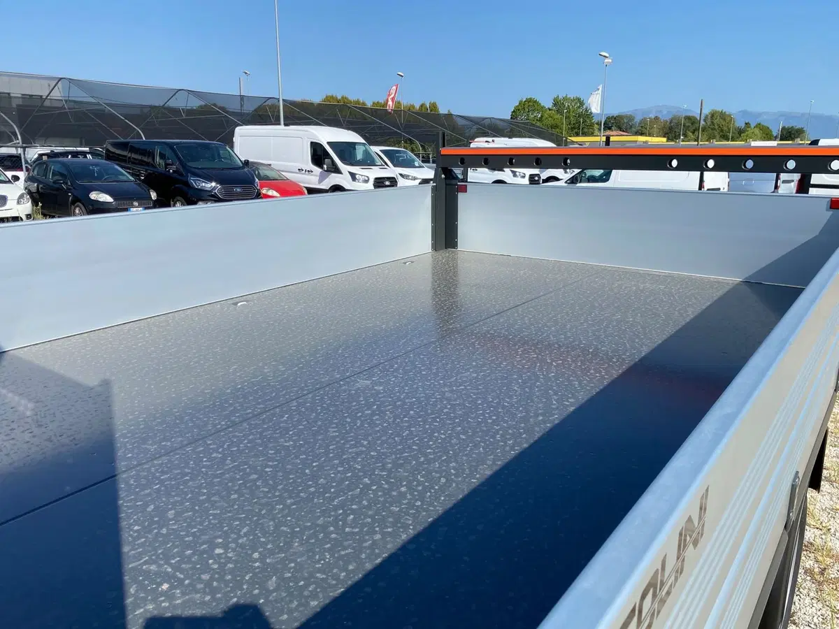 Ford Transit Cabinato nuova a Treviso (16)