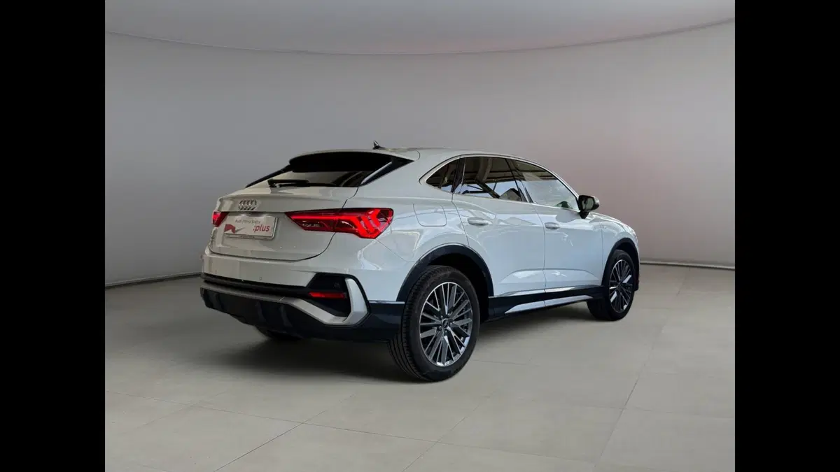Audi Q3 Sportback usata a Palermo (2)