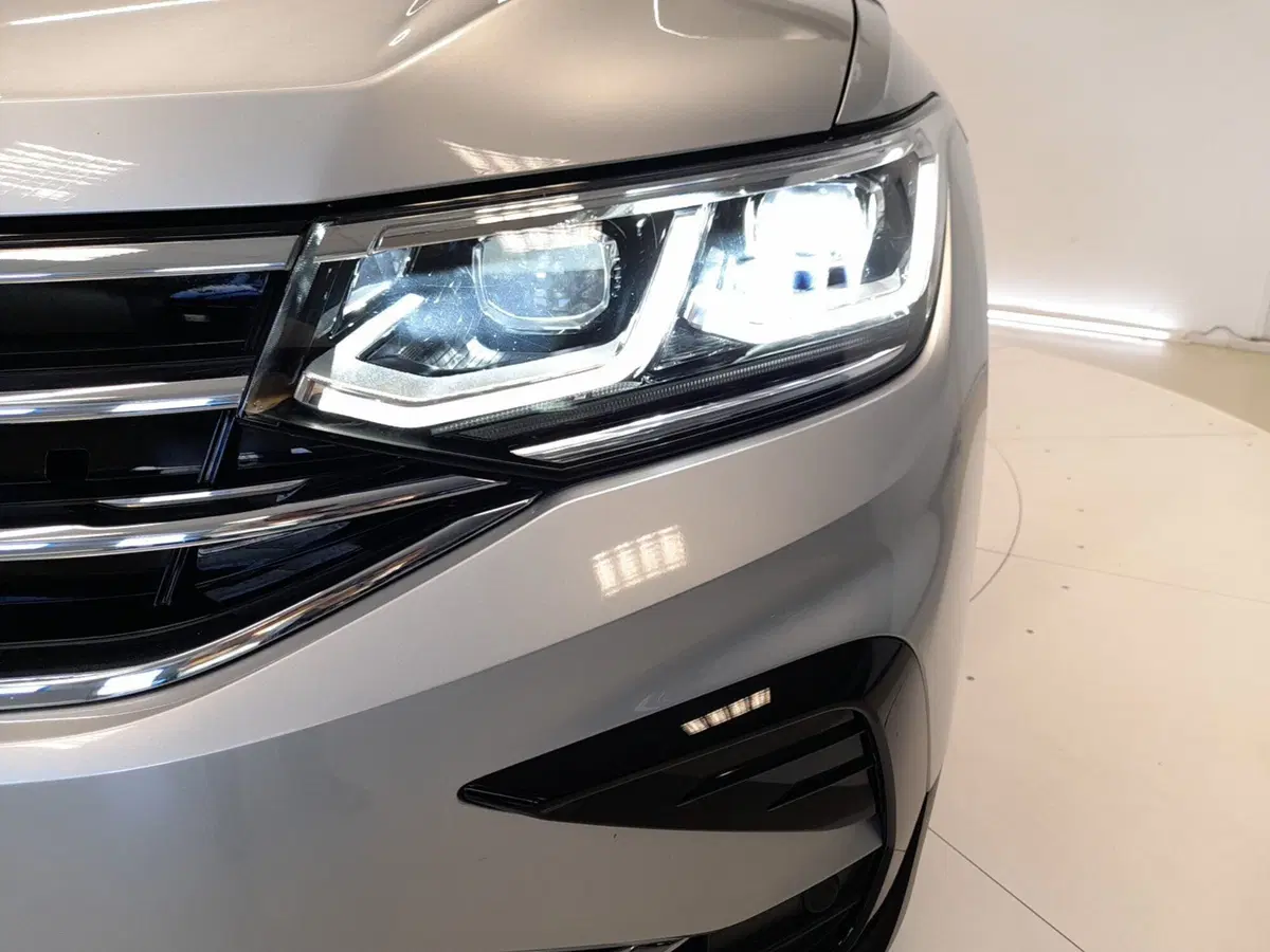 Volkswagen Tiguan usata a Bologna (7)