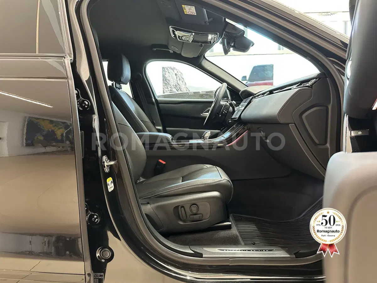 Land Rover Range Rover Velar nuova a Forlì-Cesena (10)