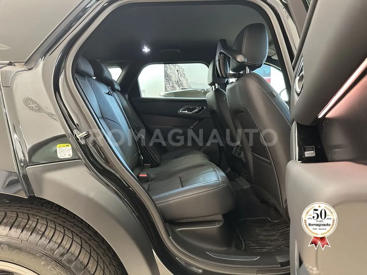 Land Rover Range Rover Velar nuova a Forlì-Cesena (11)
