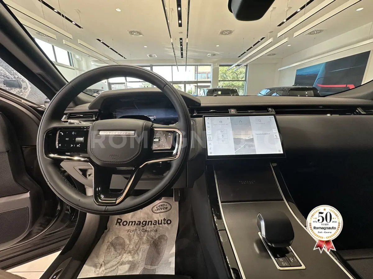 Land Rover Range Rover Velar nuova a Forlì-Cesena (17)