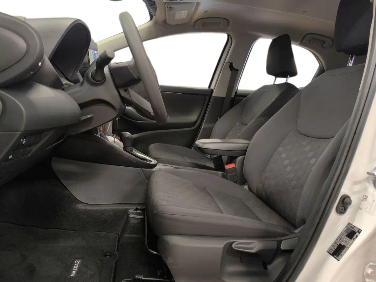 Mazda Mazda2 Hybrid usata a Udine (8)