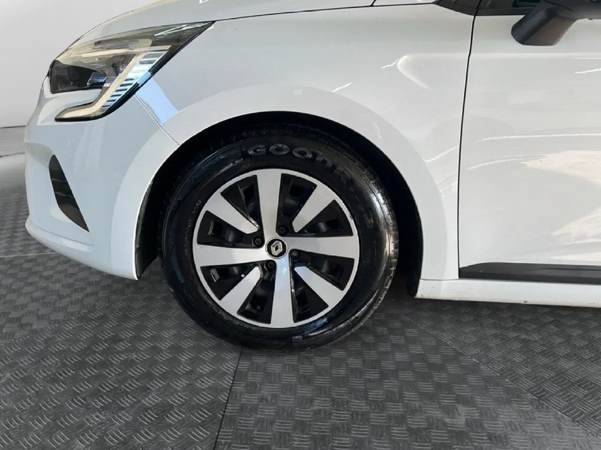 Renault Clio usata a Roma (9)