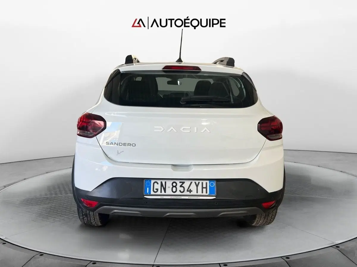 Dacia Sandero usata a Roma (4)