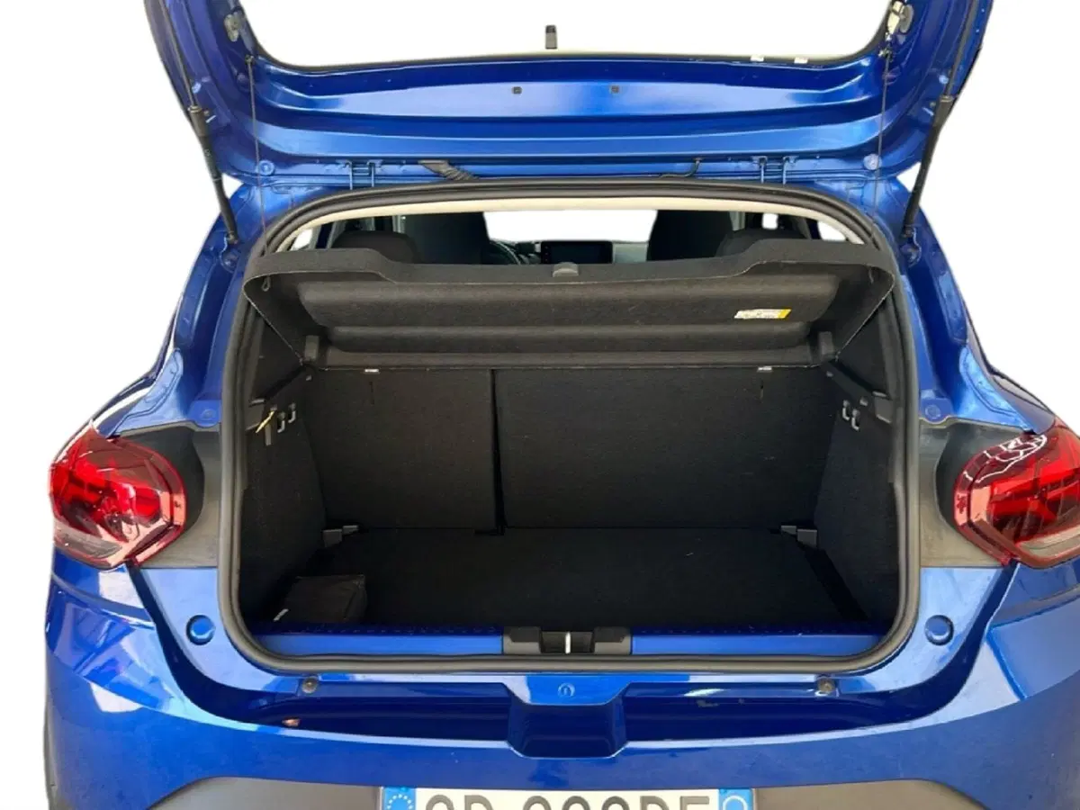 Dacia Sandero usata a Roma (10)