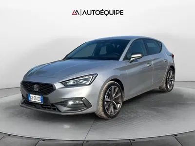 SEAT Leon 2.0 tdi FR 150cv dsg del 2023 usata a Roma