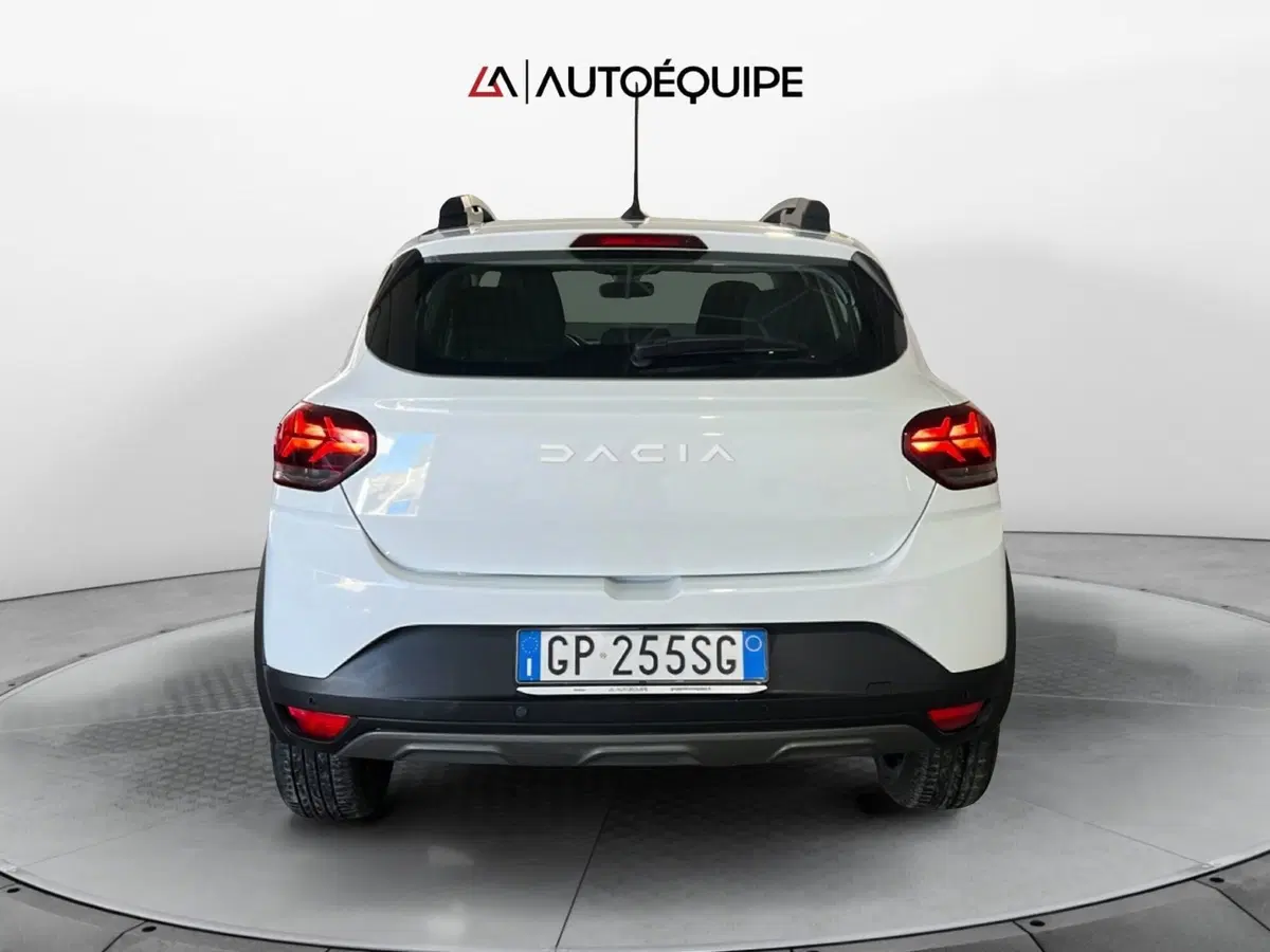 Dacia Sandero usata a Roma (4)