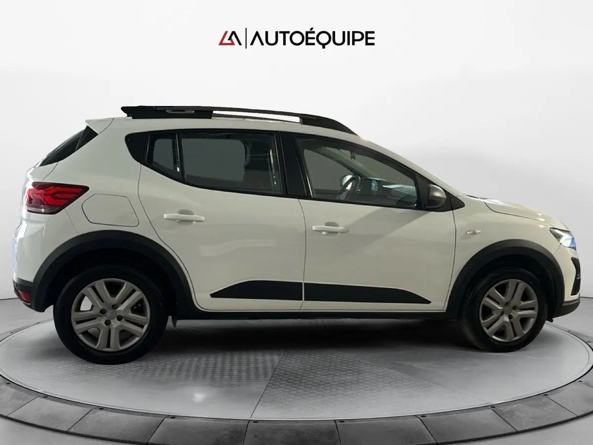 Dacia Sandero usata a Roma (6)