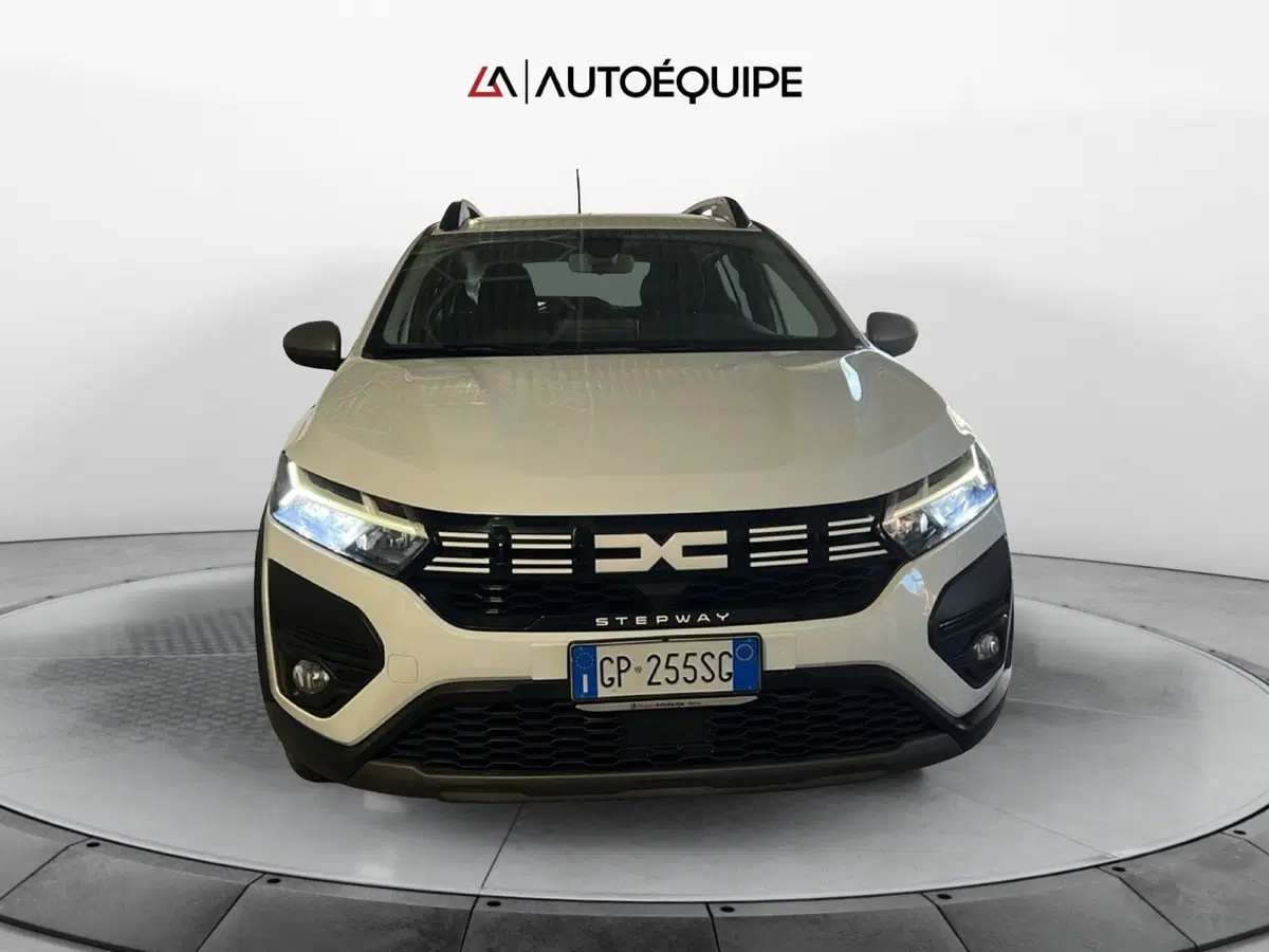 Dacia Sandero usata a Roma (8)