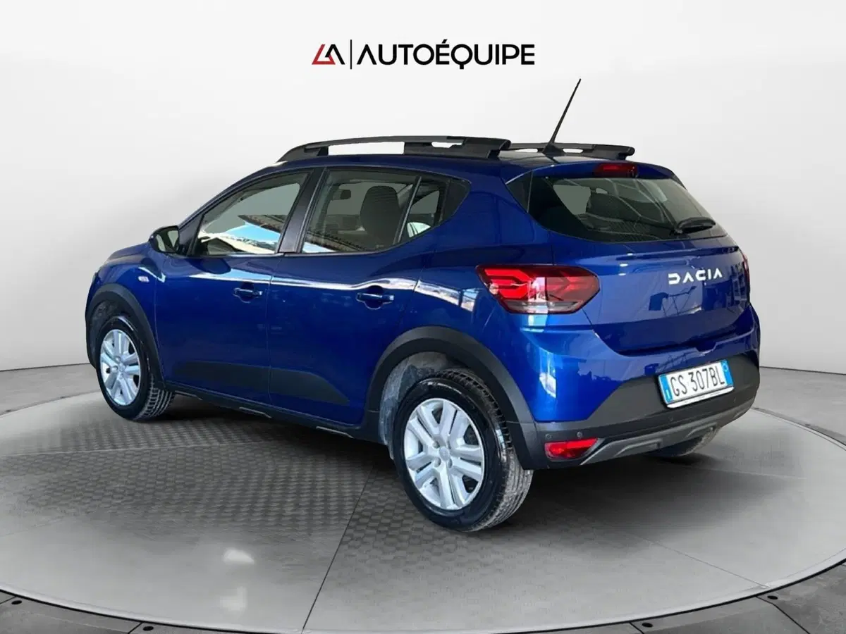 Dacia Sandero usata a Roma (3)