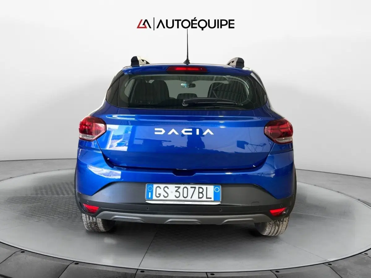 Dacia Sandero usata a Roma (4)