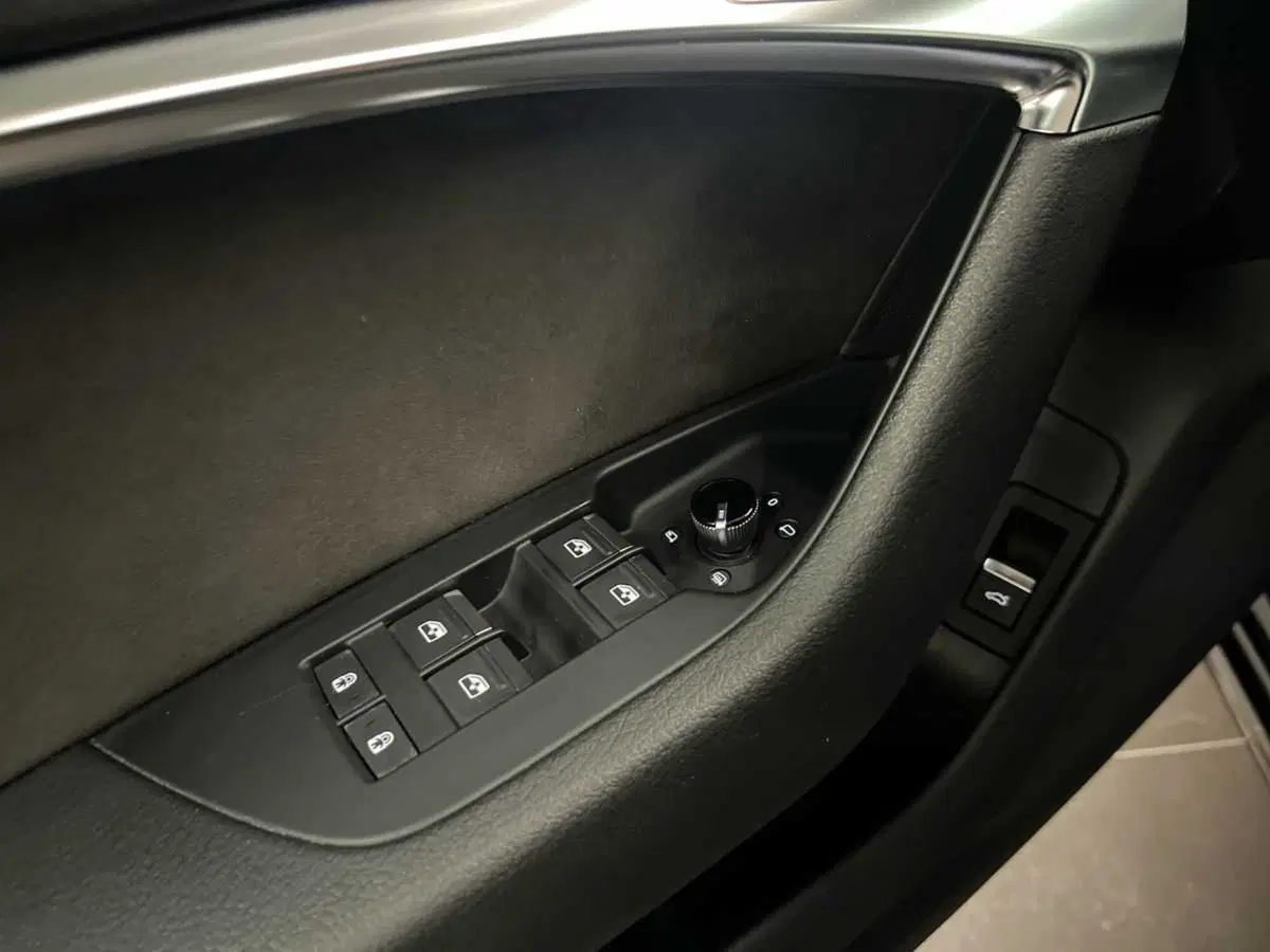 Audi A6 Avant usata a Rovigo (17)