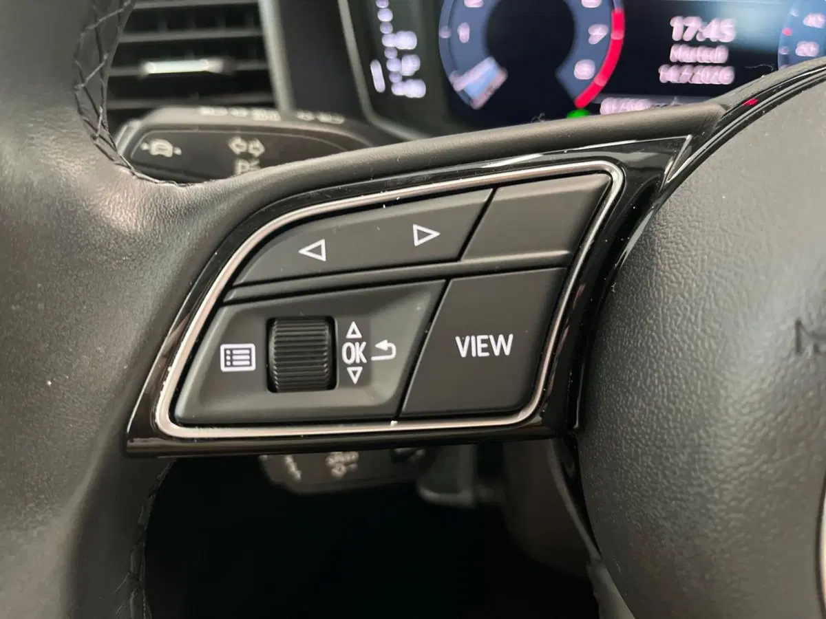 Audi A1 allstreet usata a Ferrara (14)