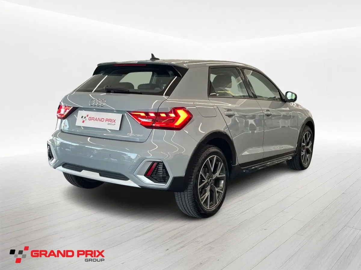 Audi A1 allstreet usata a Ferrara (2)