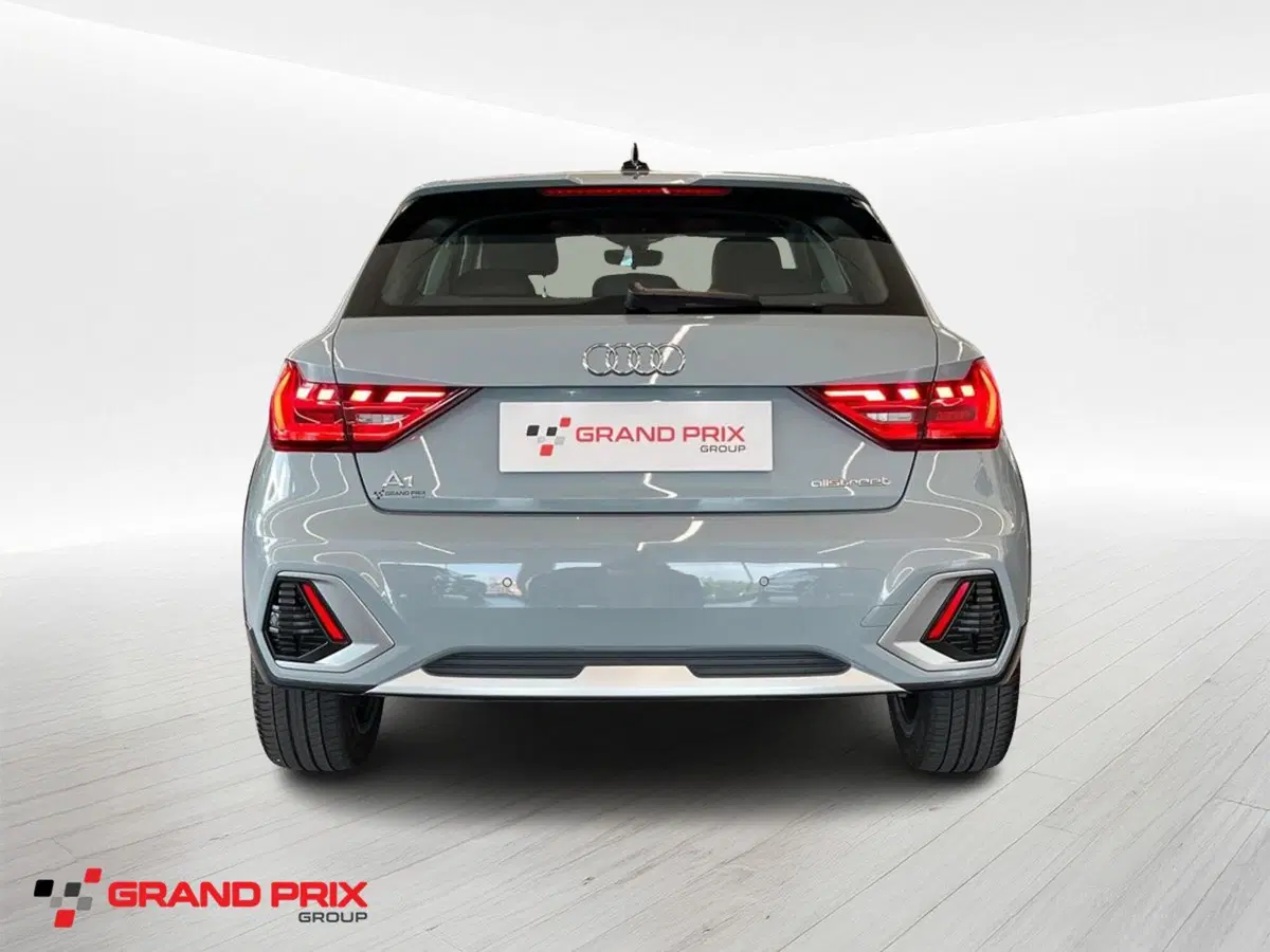 Audi A1 allstreet usata a Ferrara (5)