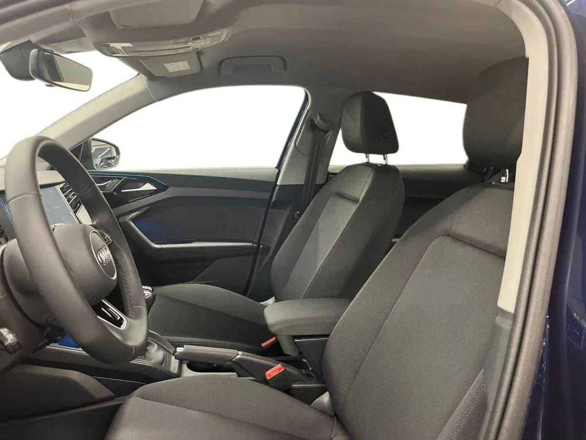 Audi A1 allstreet nuova a Ferrara (12)