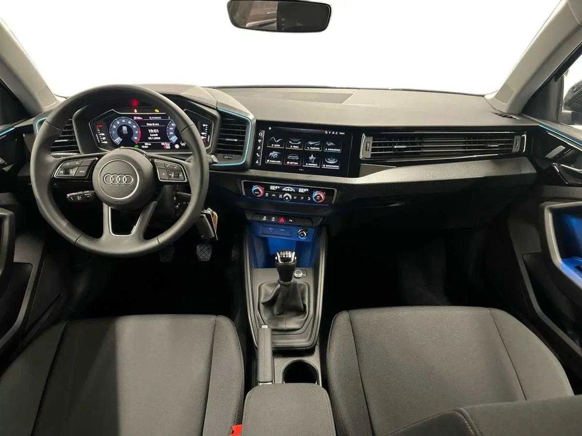 Audi A1 allstreet nuova a Ferrara (9)