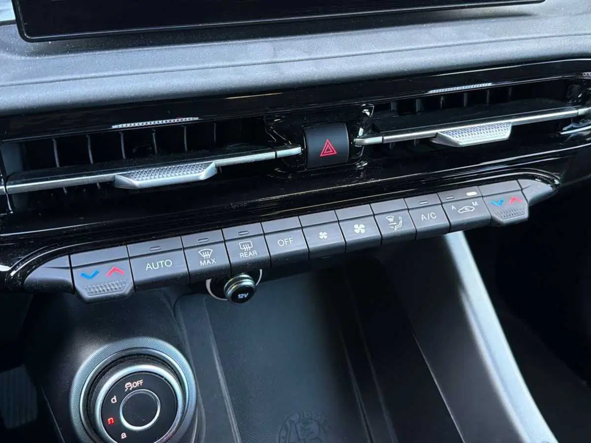 Alfa Romeo Tonale usata a Bologna (15)