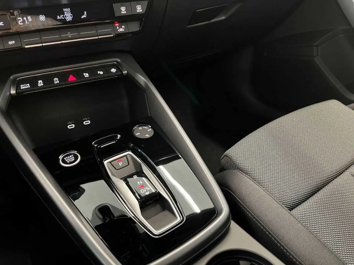 Audi A3 Sportback nuova a Ferrara (18)