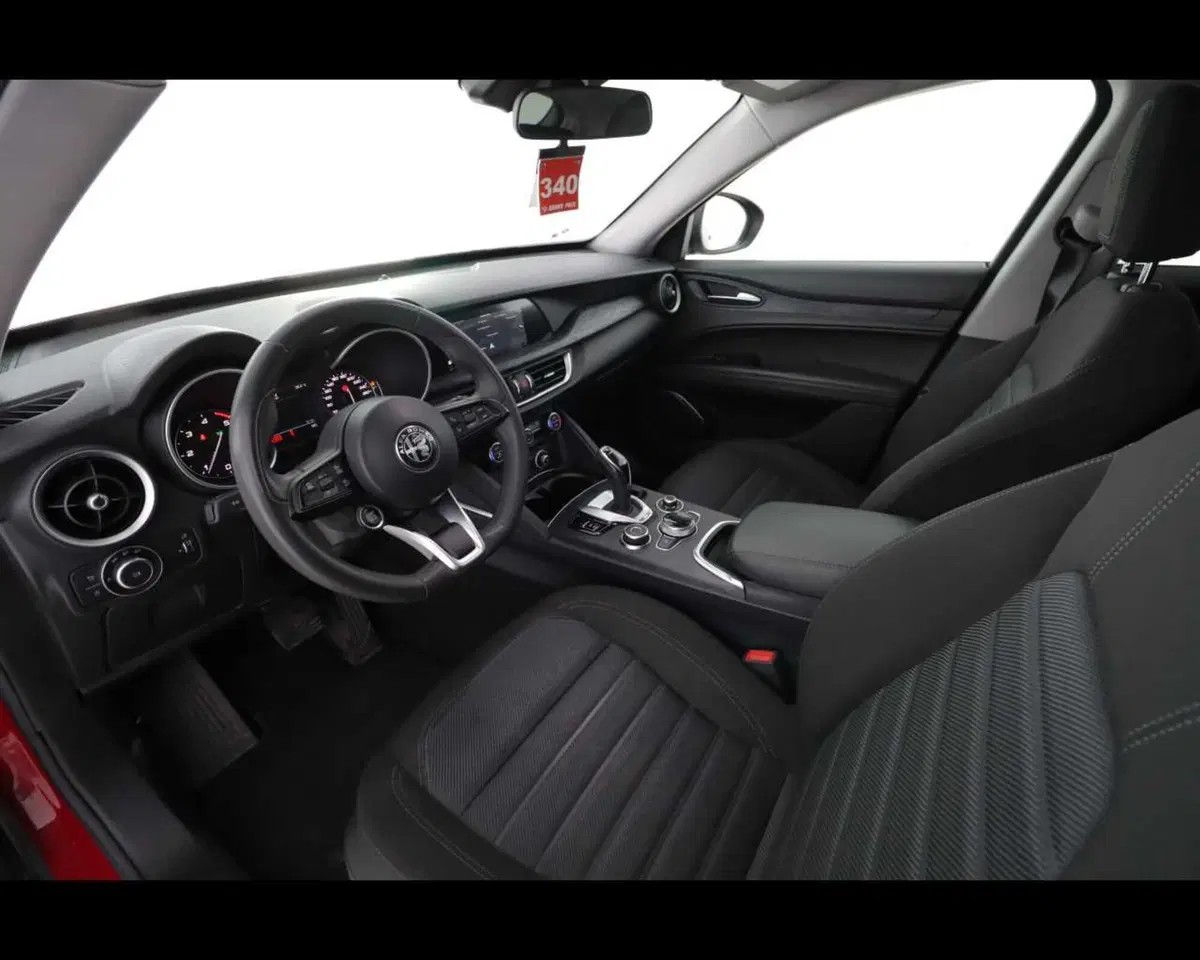 Alfa Romeo Stelvio usata a Bologna (9)