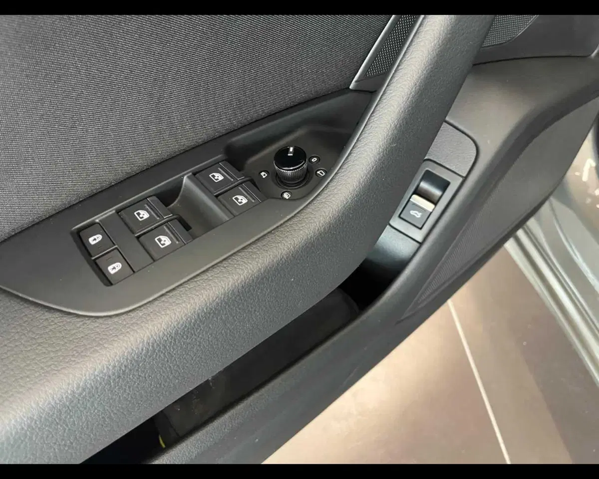 Audi A6 Avant usata a Rovigo (15)