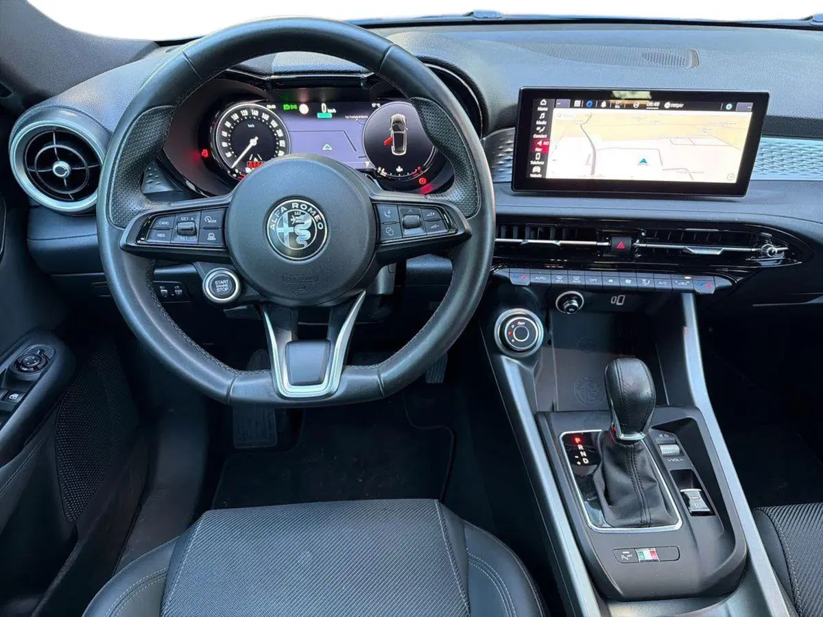 Alfa Romeo Tonale usata a Bologna (10)