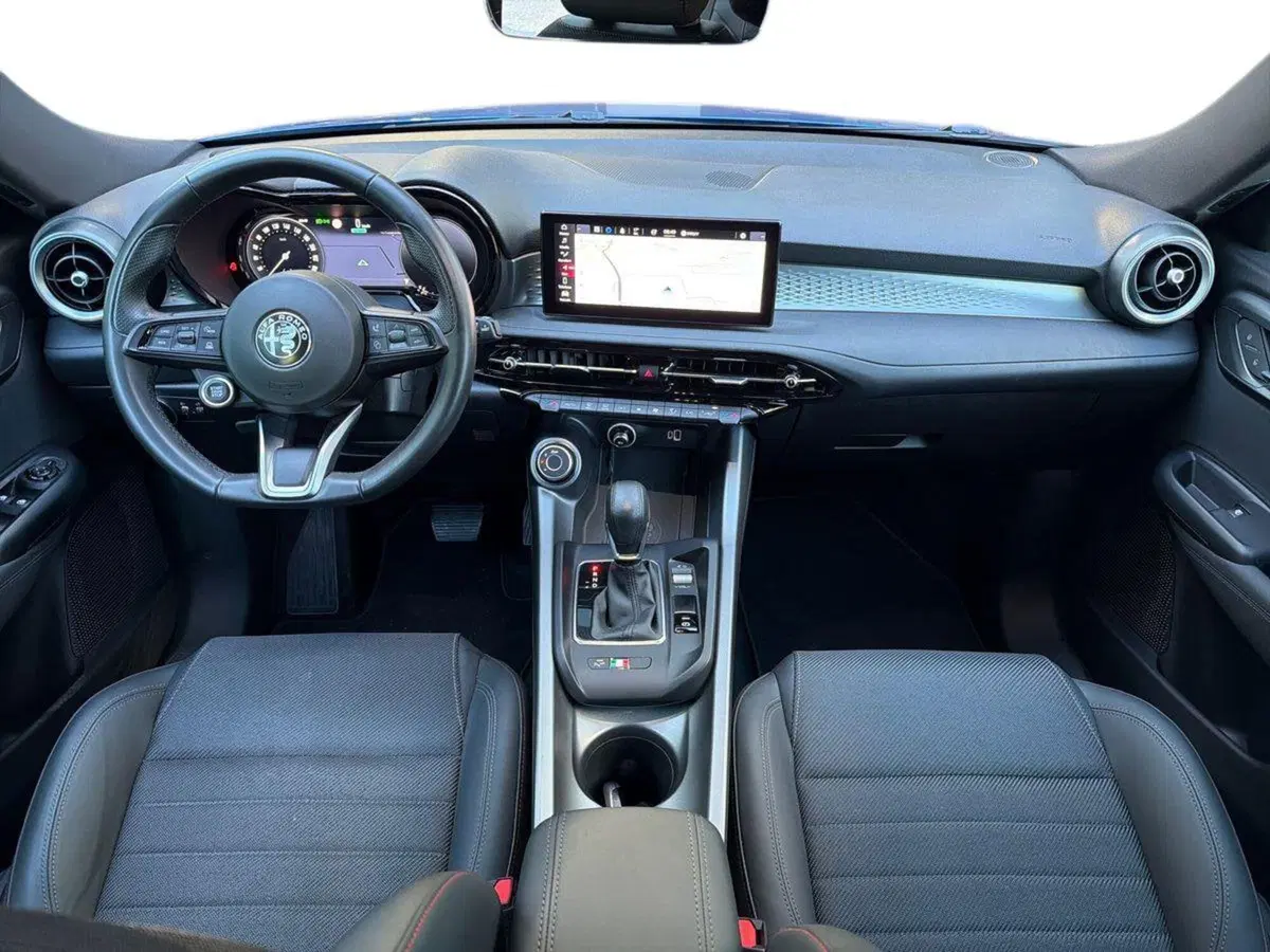 Alfa Romeo Tonale usata a Bologna (9)