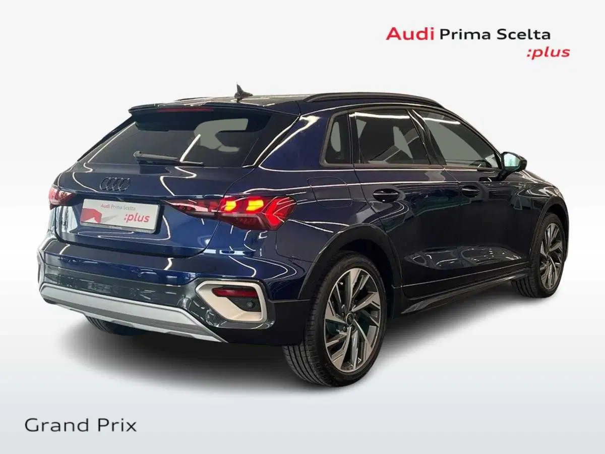 Audi A3 Sportback nuova a Ferrara (2)
