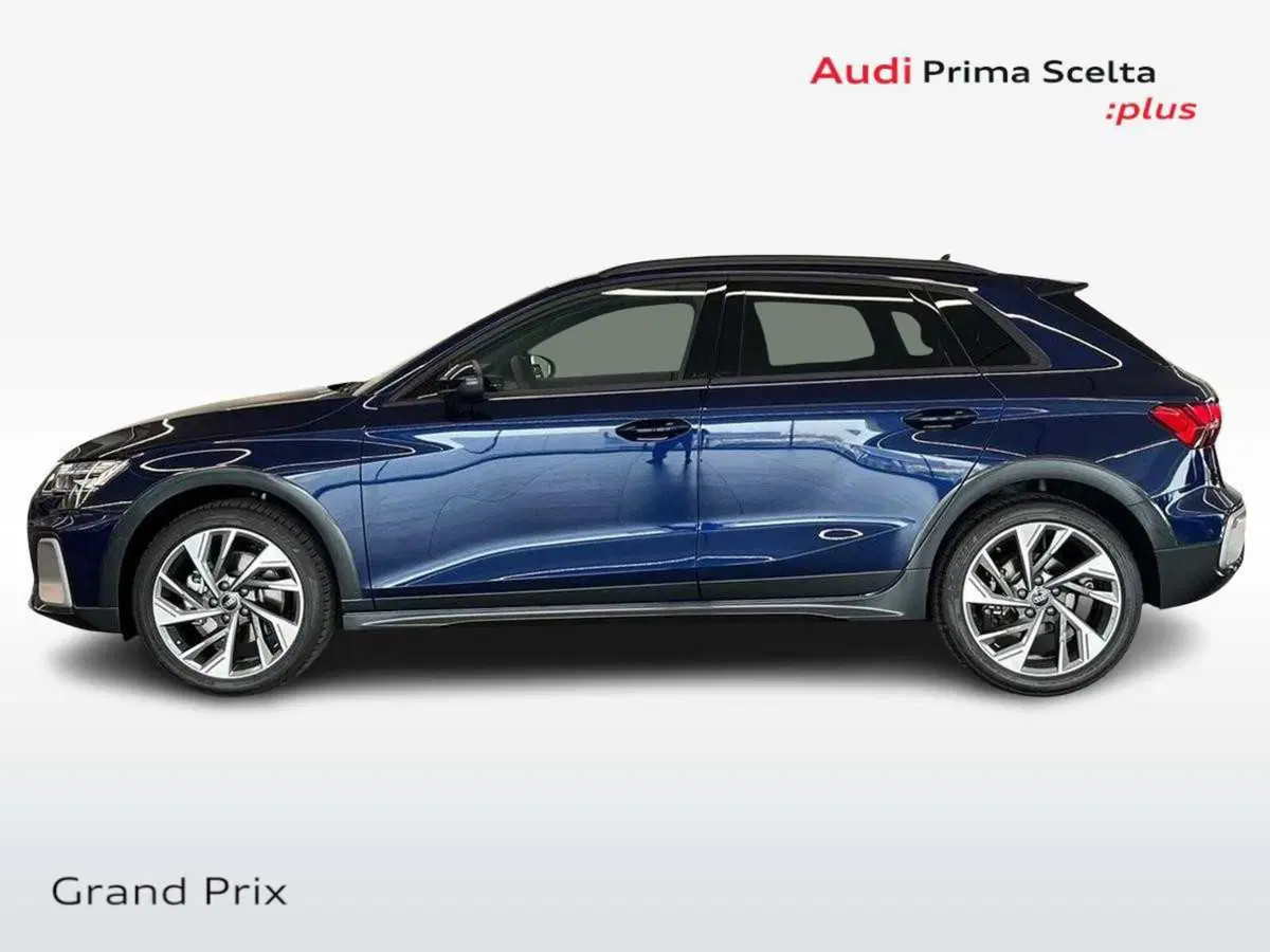 Audi A3 Sportback nuova a Ferrara (4)
