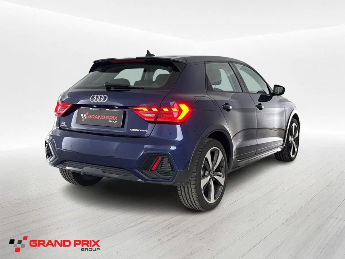 Audi A1 allstreet usata a Ferrara (2)