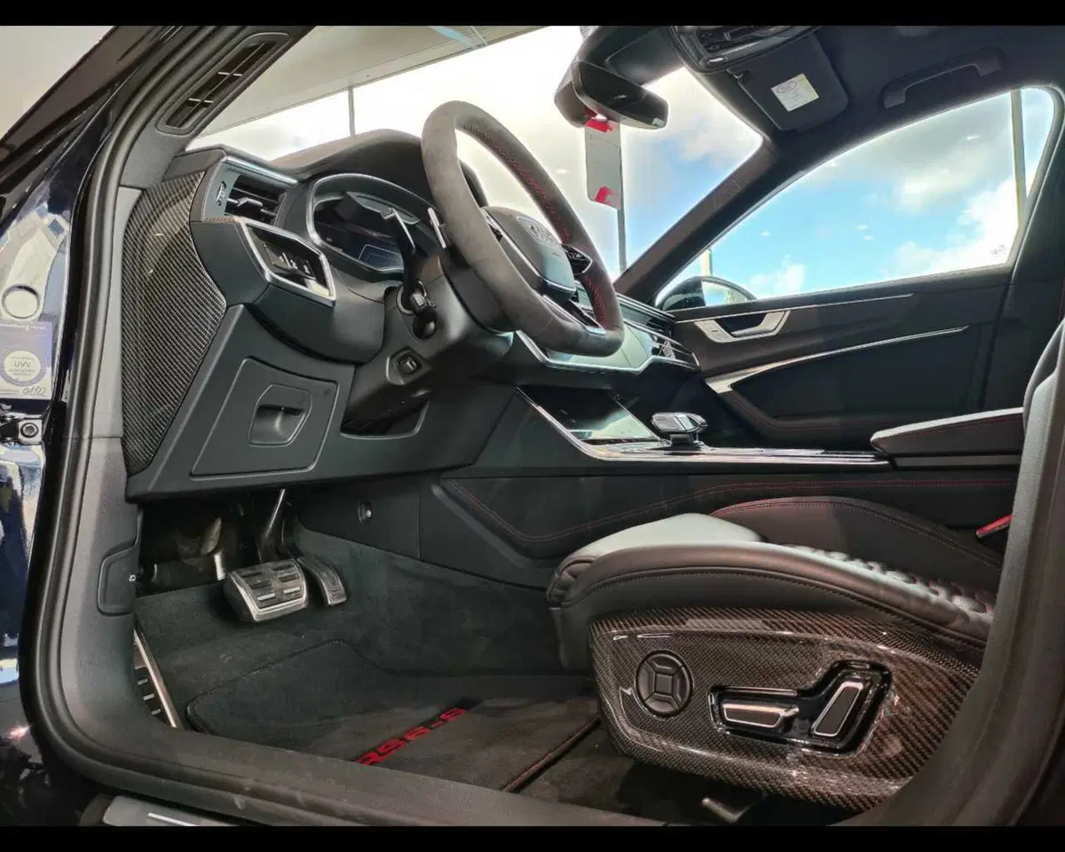 Audi A6 Avant e-Tron usata a Ferrara (6)