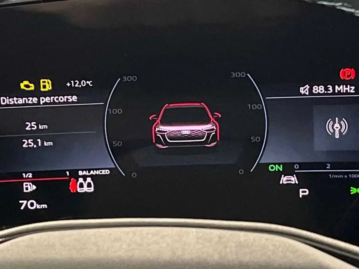 Audi A5 Avant nuova a Ferrara (11)