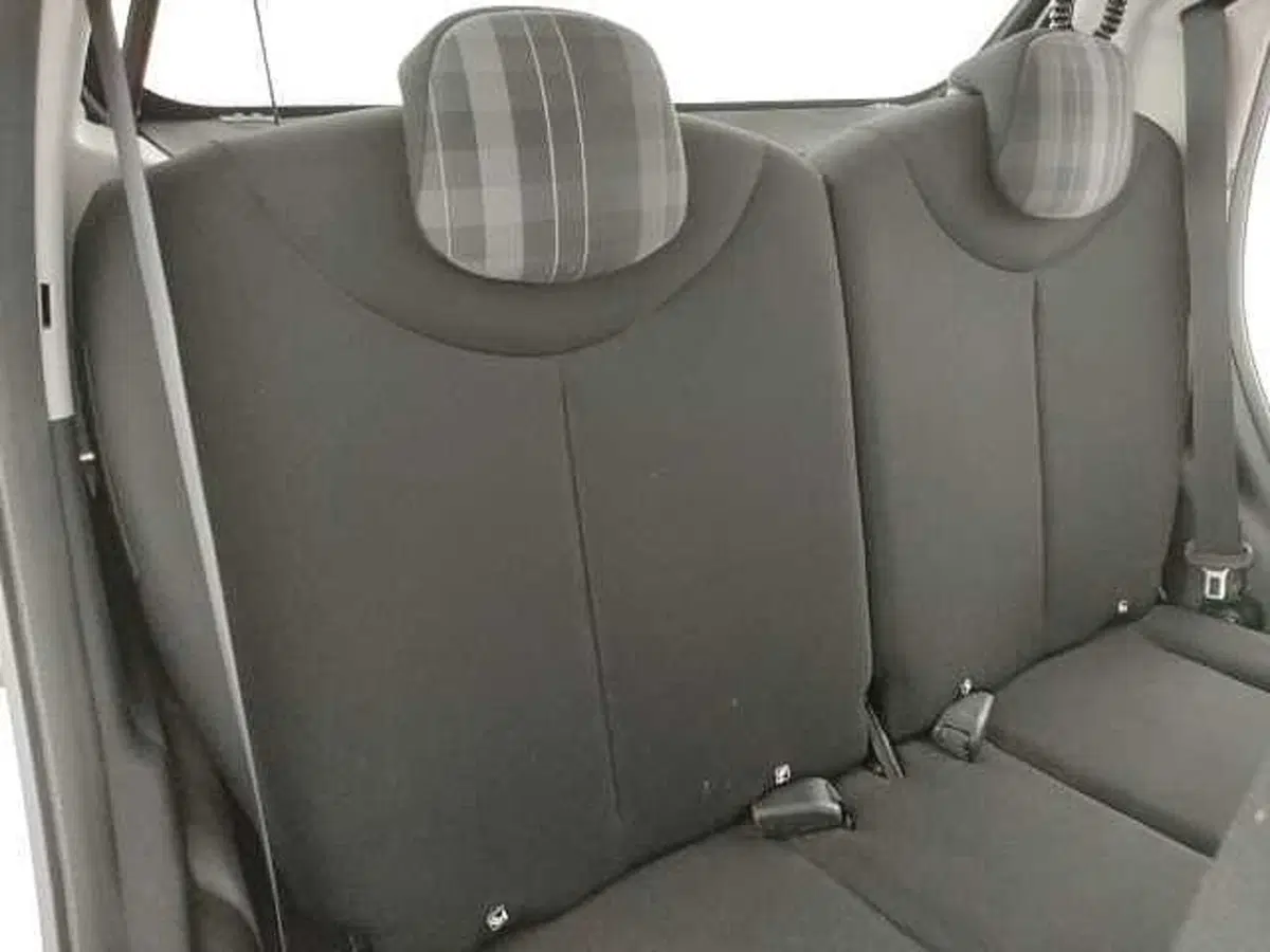 Peugeot 108 usata a Caserta (11)