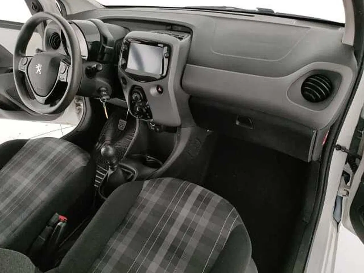 Peugeot 108 usata a Caserta (15)