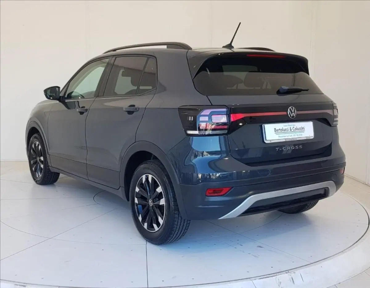 Volkswagen T-Cross usata a Lucca (4)