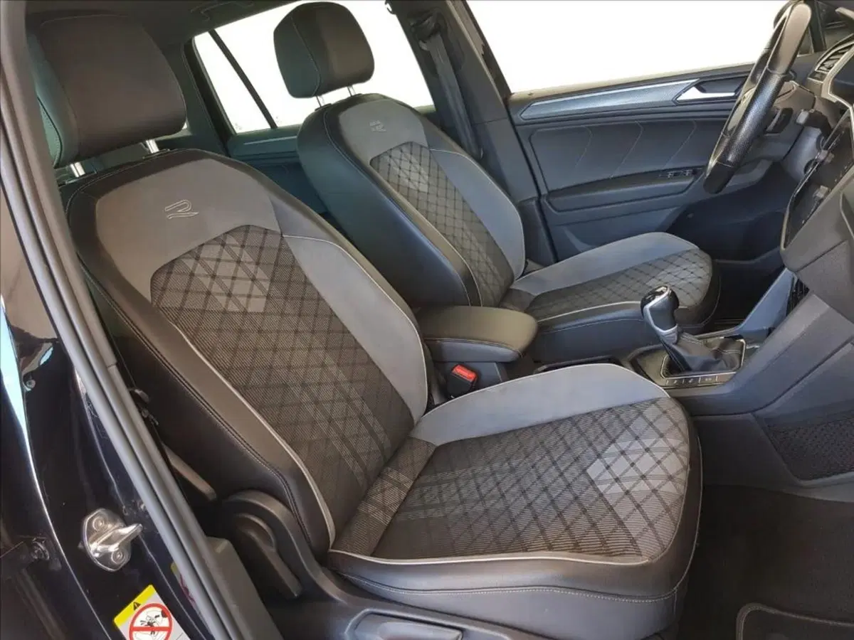 Volkswagen Tiguan usata a Lucca (11)
