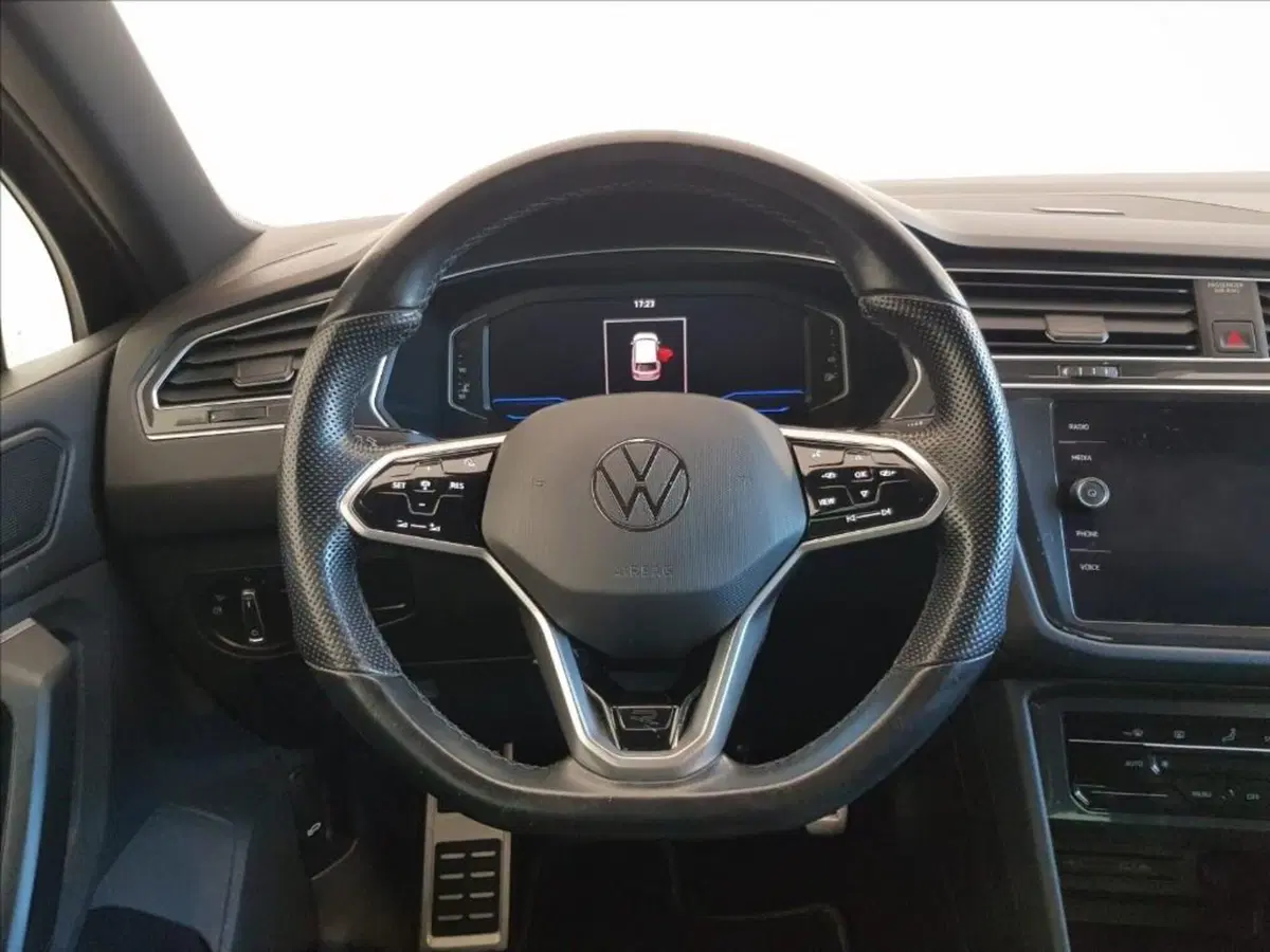 Volkswagen Tiguan usata a Lucca (14)