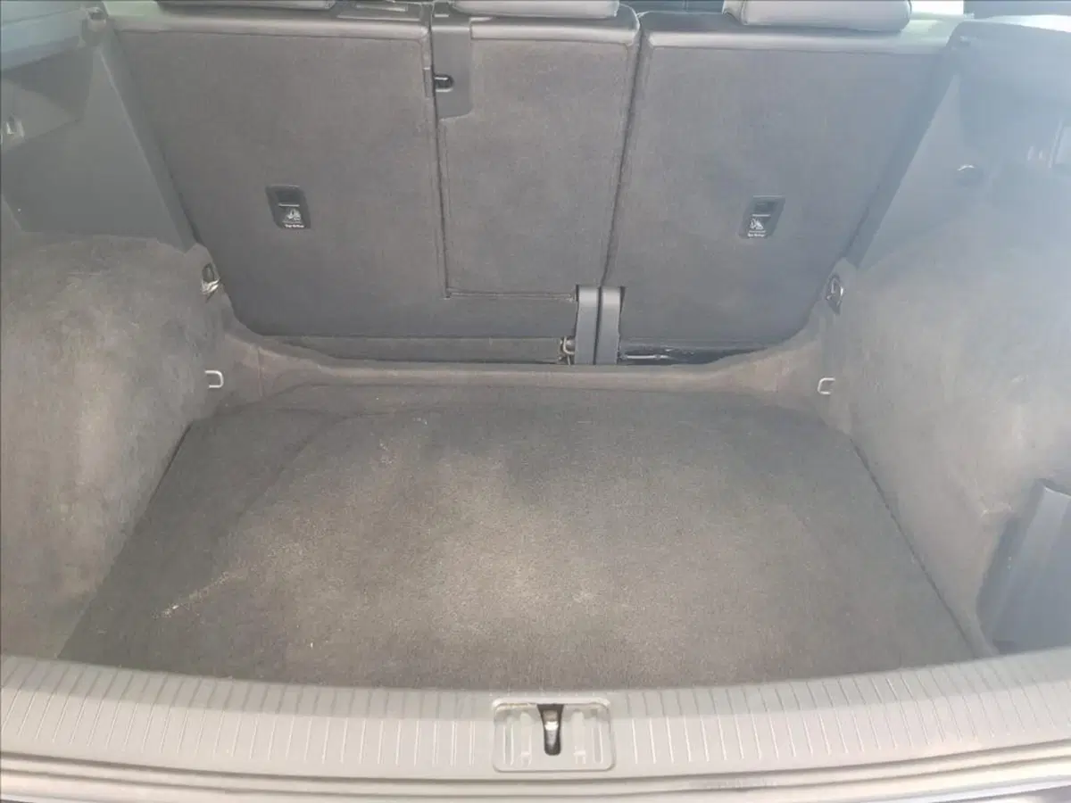 Volkswagen Tiguan usata a Lucca (15)