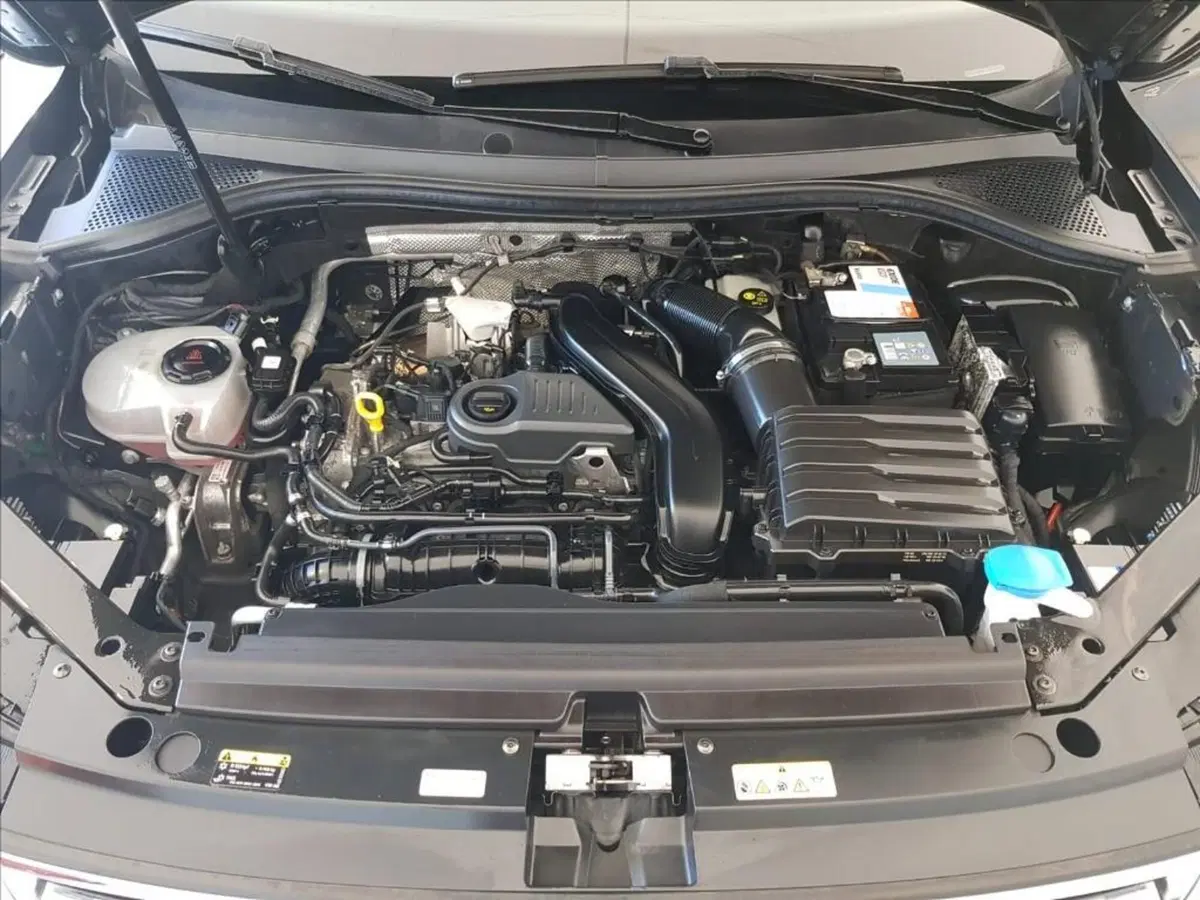 Volkswagen Tiguan usata a Lucca (17)