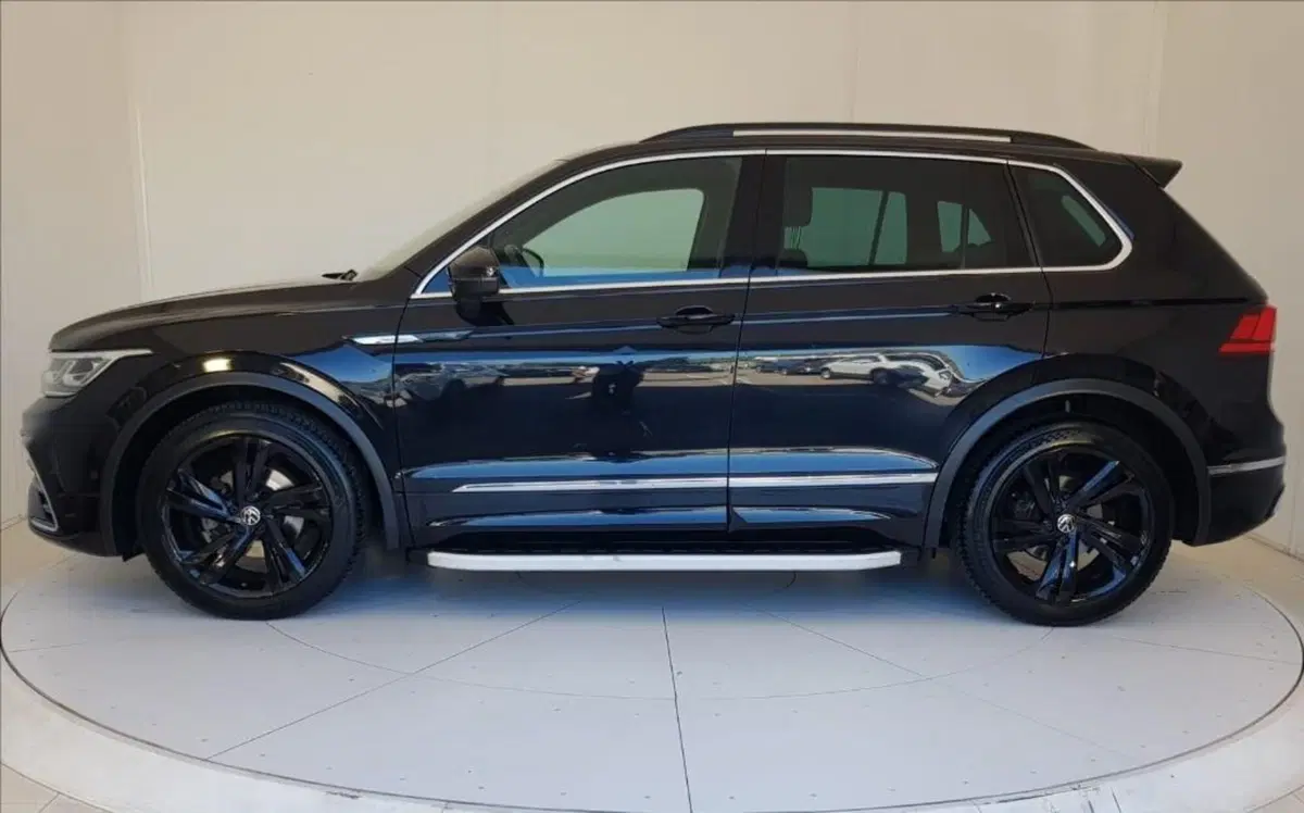 Volkswagen Tiguan usata a Lucca (3)