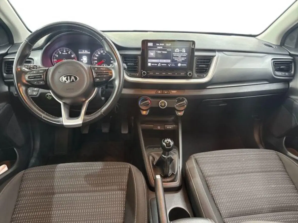 Kia Stonic usata a Catania (7)