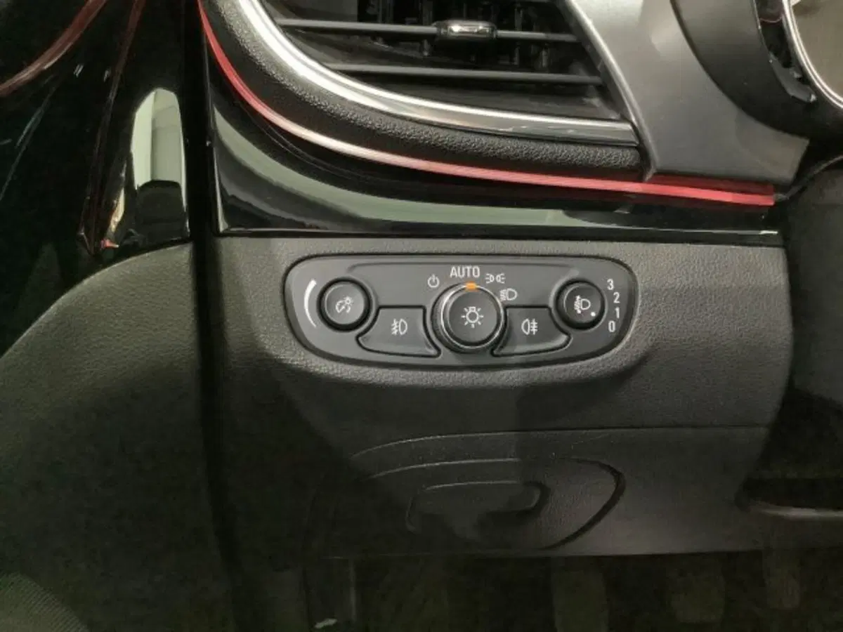 Opel Mokka usata a Catania (18)