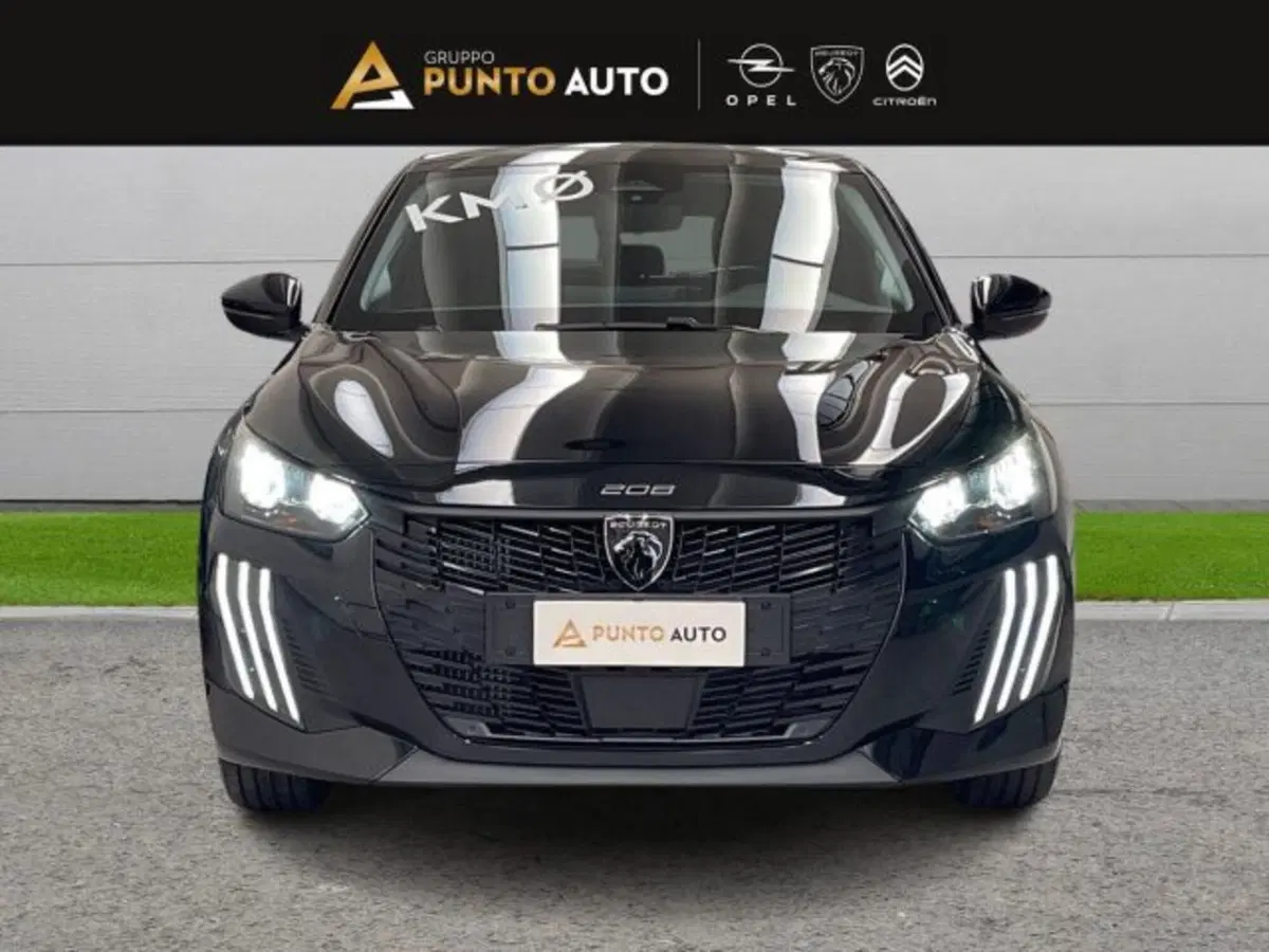 Peugeot 208 nuova a Ancona (2)